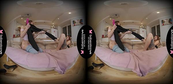  Solo Kecy Hill meets Adelina Sapphire for fun, in VR